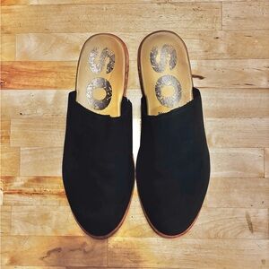 Women's Black Slip-On Shoes